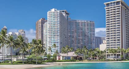 Waikiki Marina Resort at the Ilikai