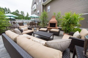 The Grand at Bedford Village Inn