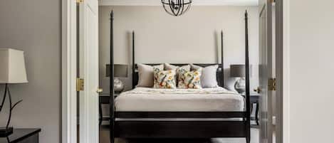 Suite – junior, 1 kingsize-seng | Sengetøy i egyptisk bomull, sengetøy av topp kvalitet og minibar