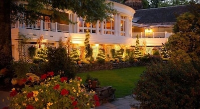 The Grand at Bedford Village Inn