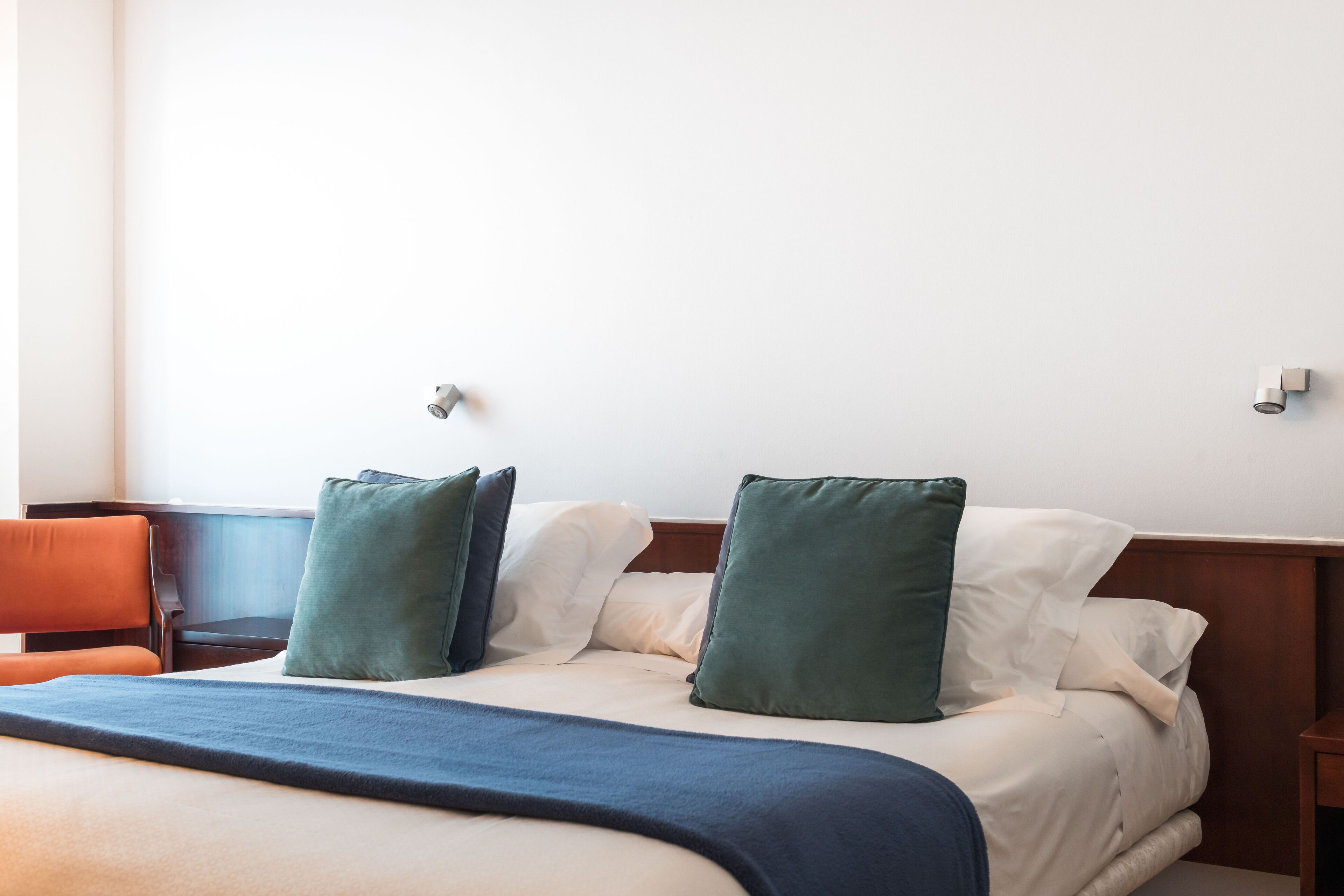 suite | 1 bedroom, down duvets, minibar, in-room safe