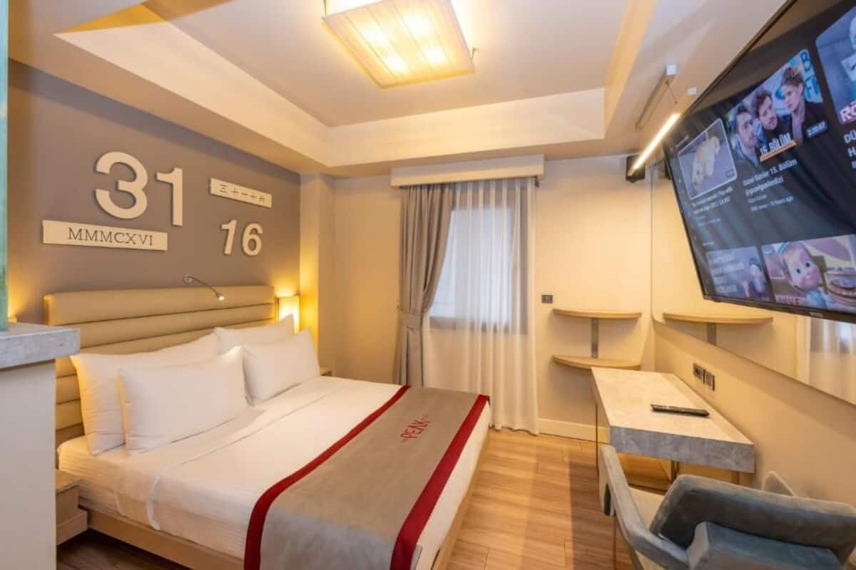 Premium bedding, minibar, in-room safe, desk
