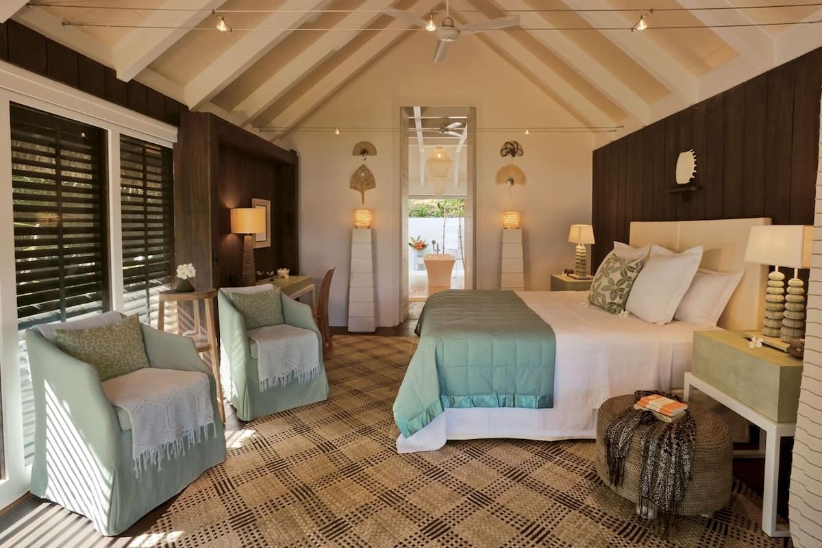 Bungalow Luxury, vista oceano (Bure suite) | 1 camera, biancheria da letto di alta qualità, una scrivania