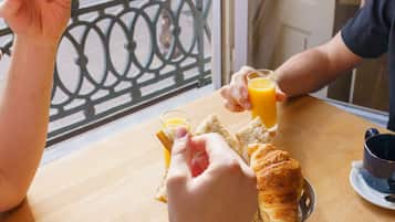 Daily continental breakfast for a fee