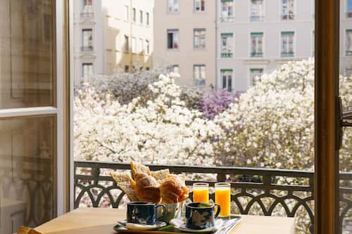 Tägliches kontinentales Frühstück gegen Gebühr