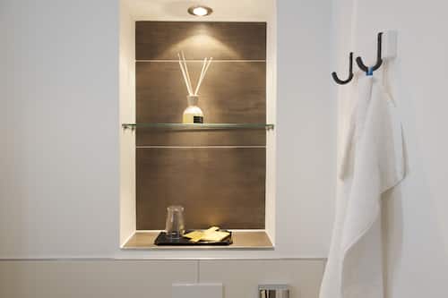 Standard Double Room, 1 Queen Bed | Bathroom | Shower, free toiletries, hair dryer, bathrobes