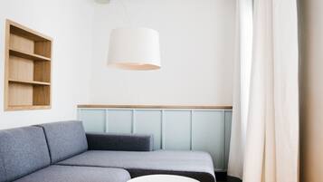 Design-suite - 2 soveværelser | Allergivenligt sengetøj, pengeskab på værelset, individuel indretning