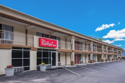 Red Roof Inn Caryville