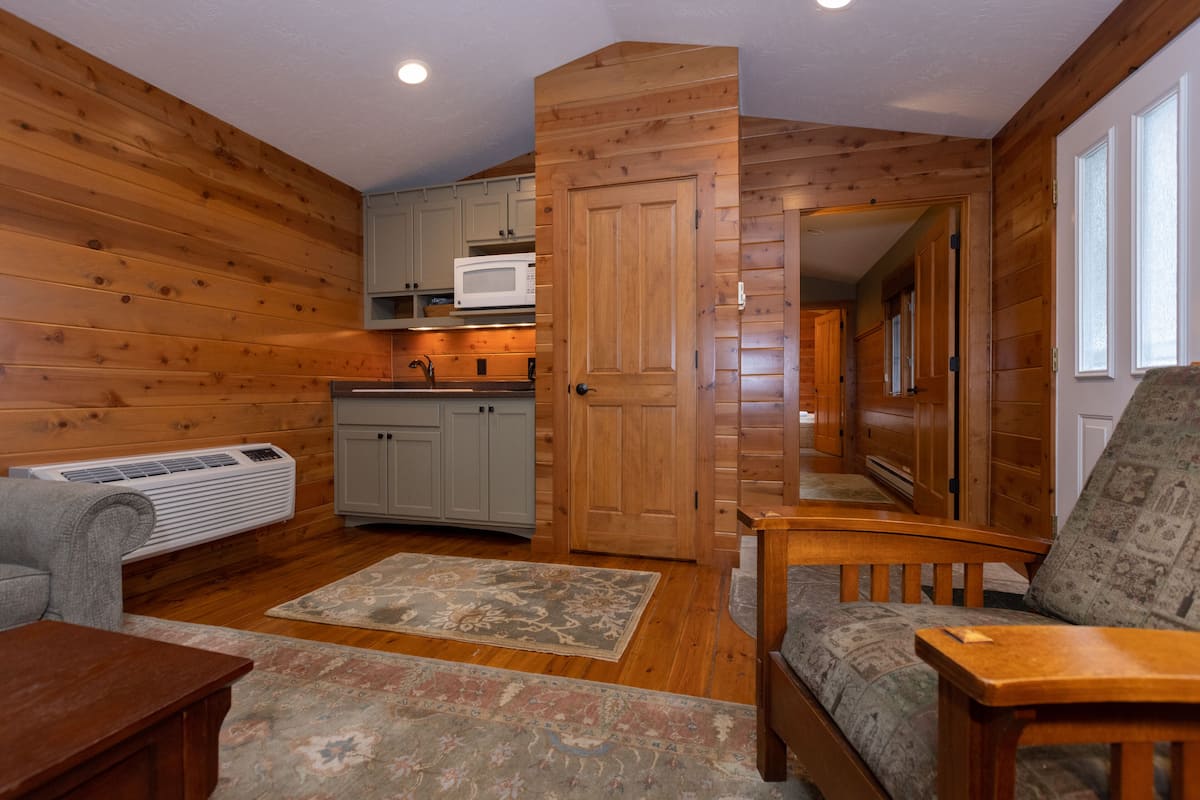 premier lakeview one bedroom cottage | private kitchenette | fridge, microwave, coffee/tea maker, dining tables