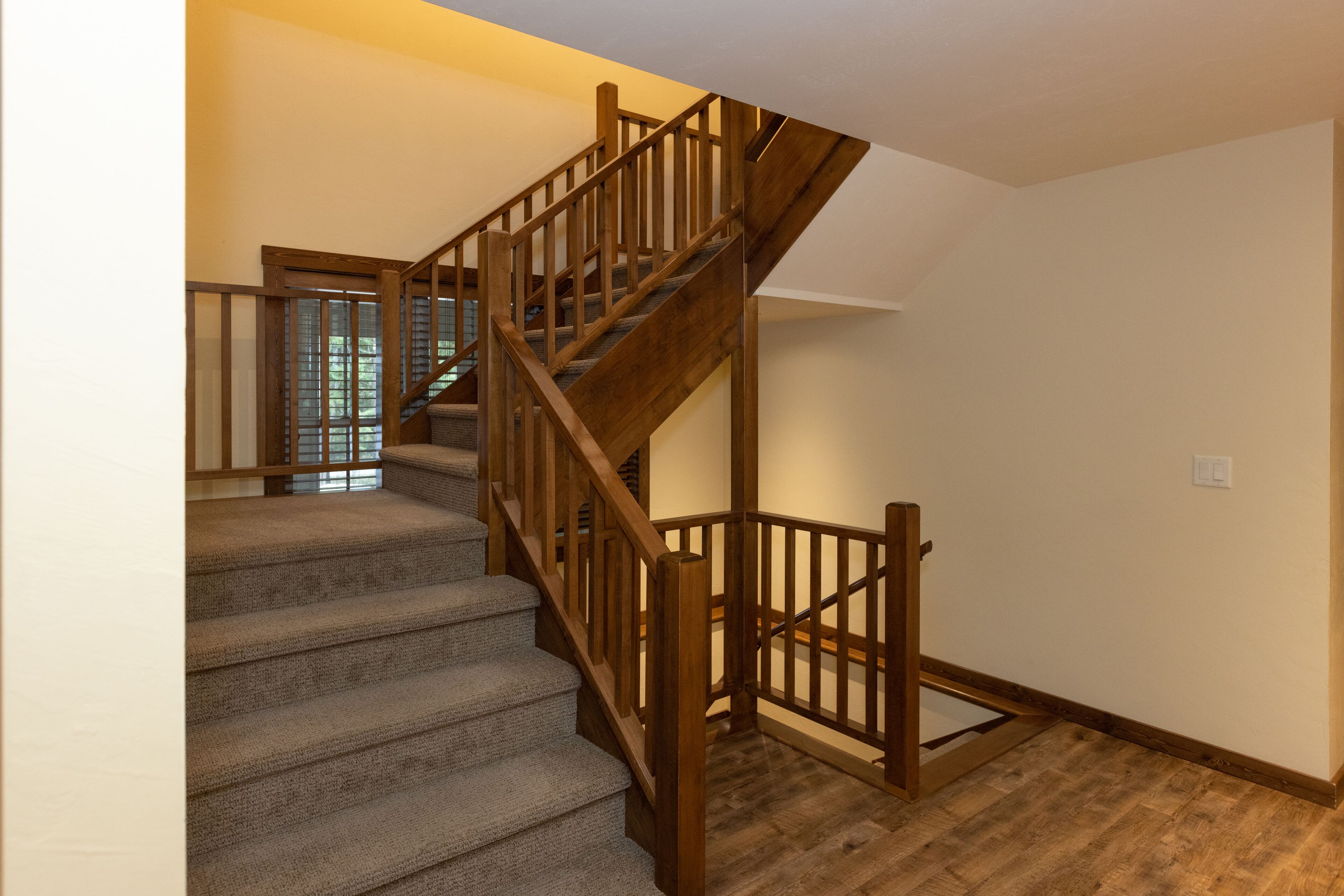 5 bedroom house - white birch | view from room