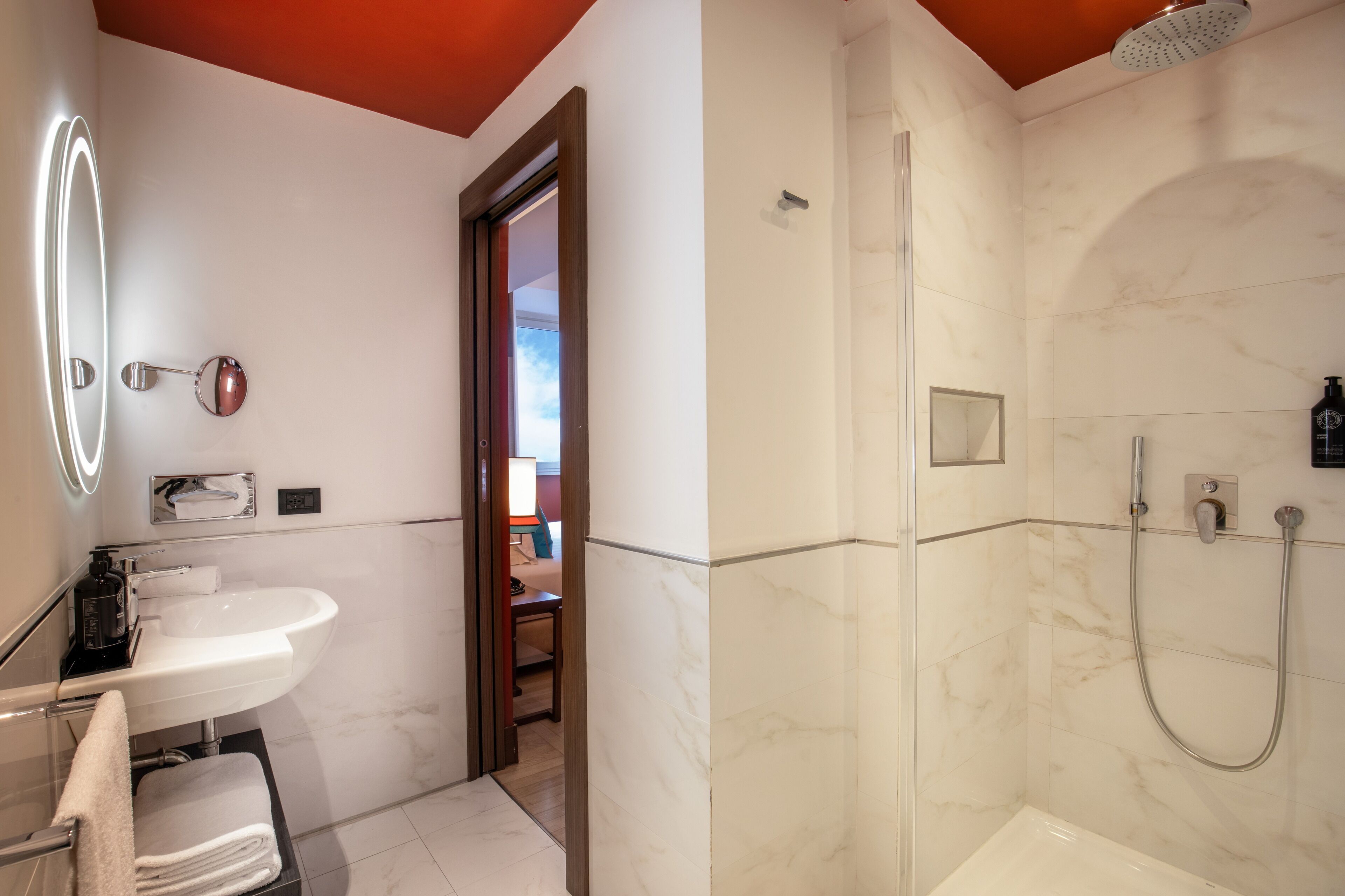 shower, rainfall showerhead, eco-friendly toiletries, hair dryer