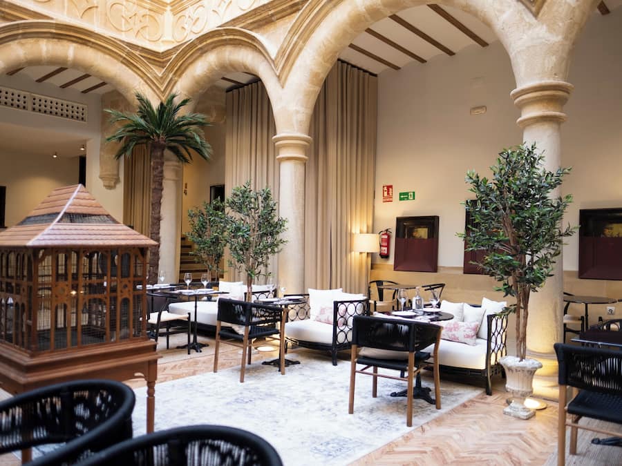 Standard Double Room | Egyptian cotton sheets, down comforters, minibar, in-room safe