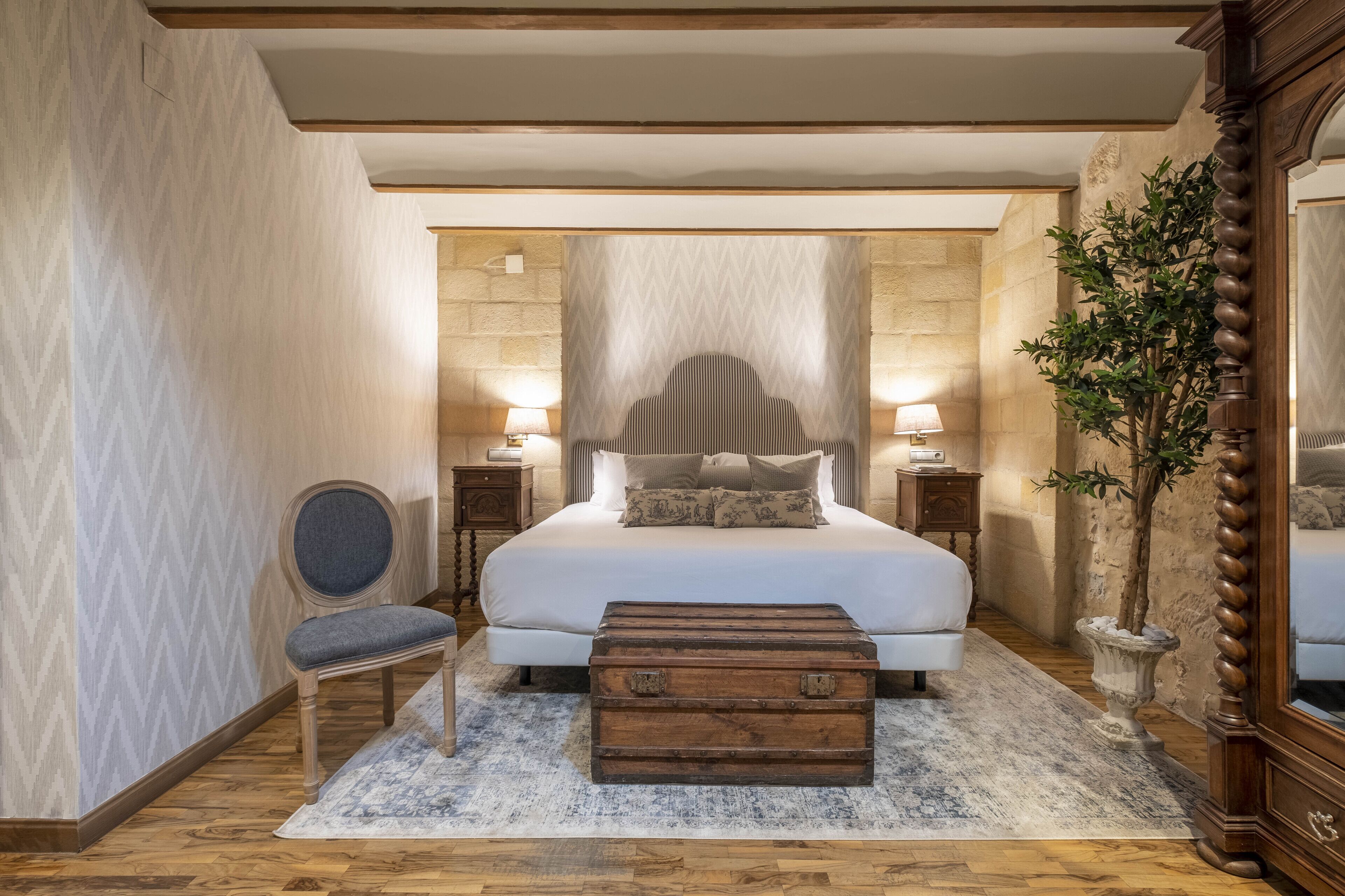 superior double room (interior) | 1 bedroom, egyptian cotton sheets, down duvets, minibar