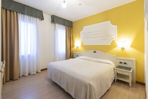 Superior Double Room | Desk, free WiFi