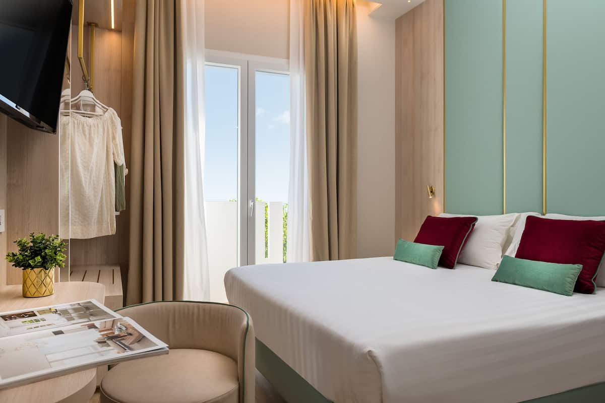 Suite (Fito) | Minibar, in-room safe, soundproofing, WiFi (free)