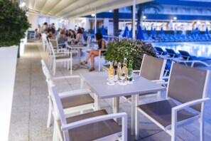 Terrace/patio - Hotel GHT Aquarium & Spa (Lloret de Mar)