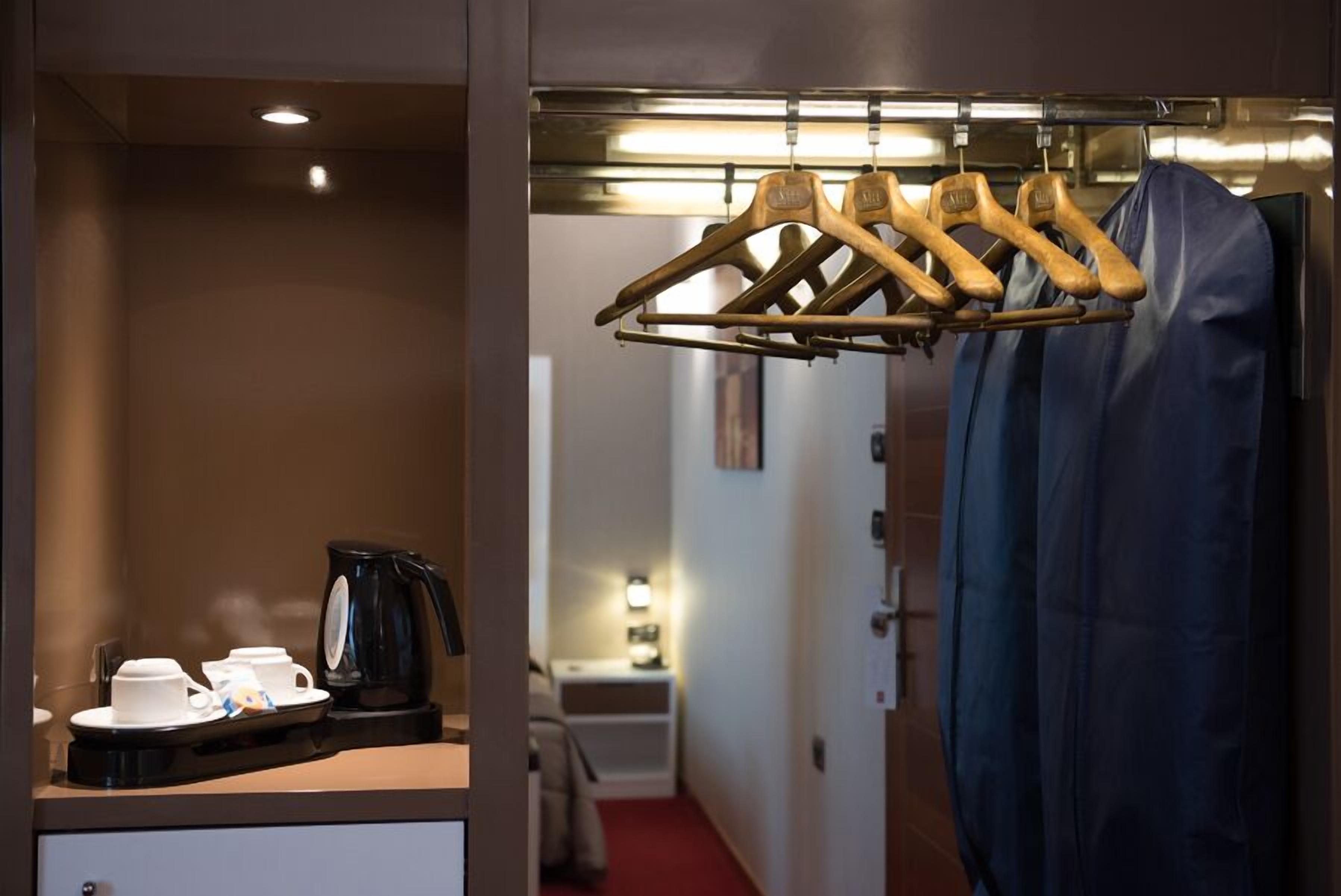 triple room | room amenity