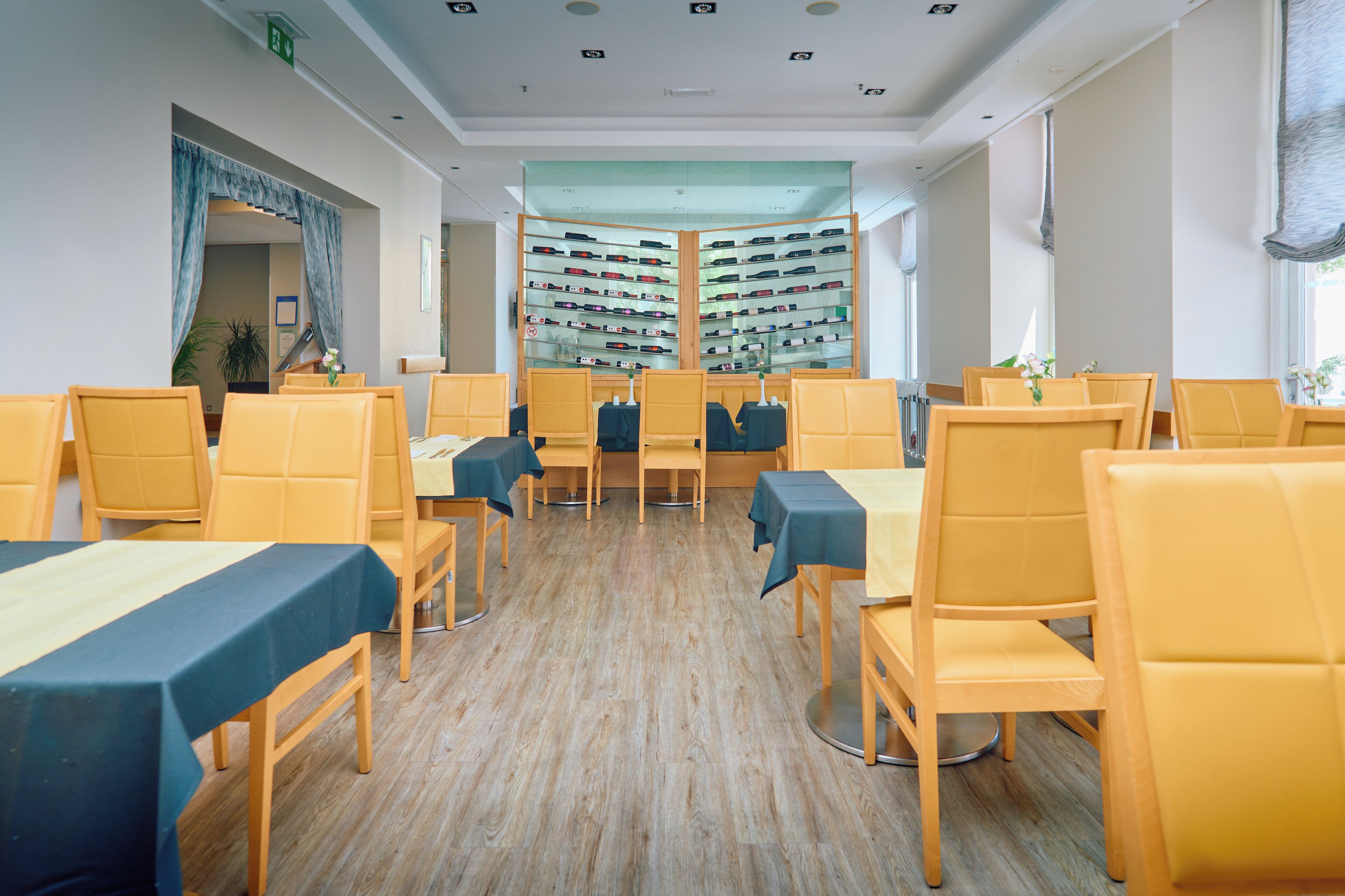 breakfast, lunch, dinner served; mediterranean cuisine