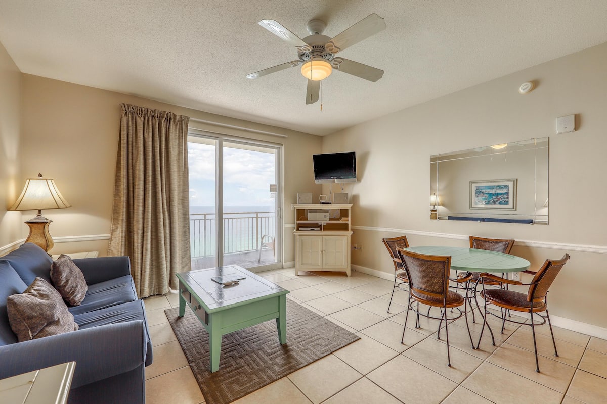 House, Multiple Beds (Apartment)