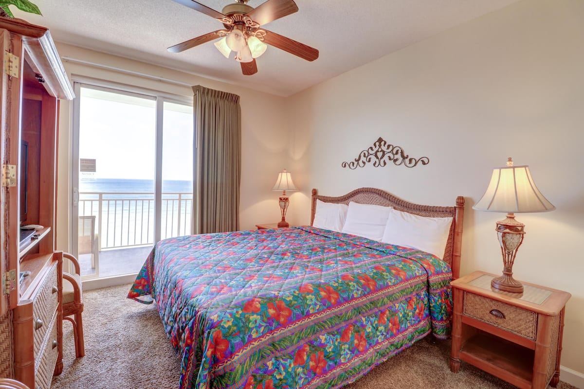 House, Multiple Beds (Apartment)