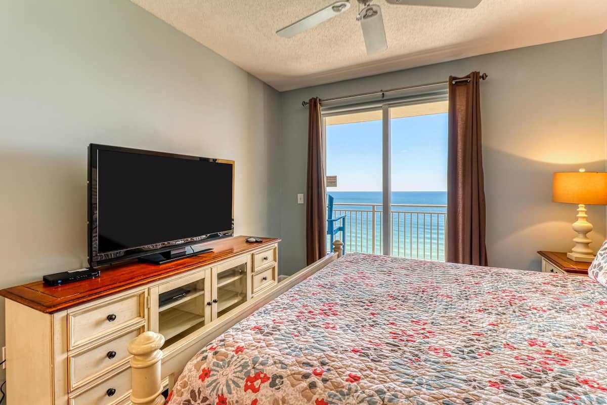 House, Multiple Beds (Apartment)