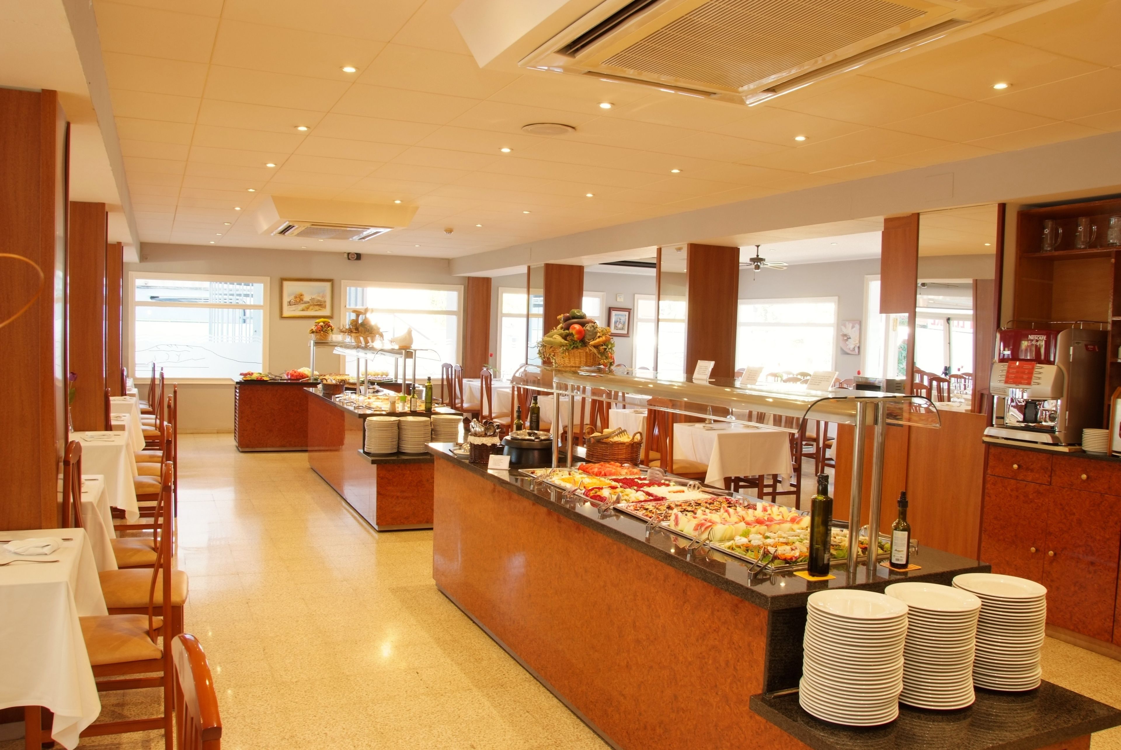 daily buffet breakfast (eur 6 per person)