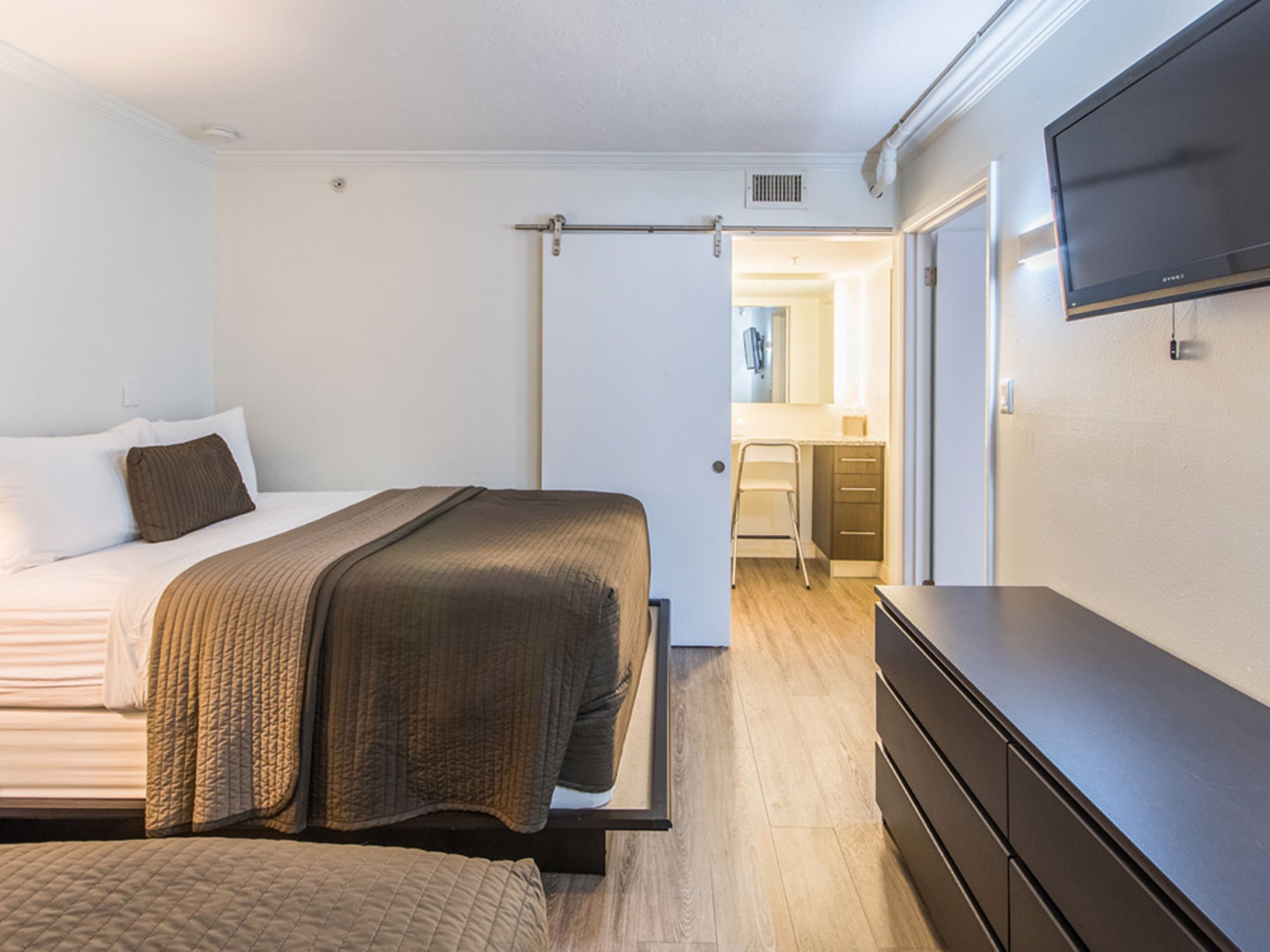 Sängtillbehör av högsta kvalitet och bäddmadrasser