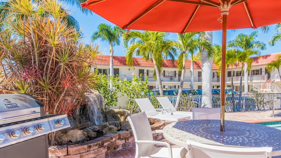 Hibiscus Suites - Gateway to Siesta Key