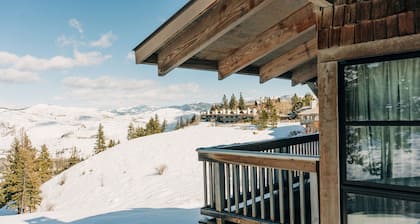Sun Mountain Lodge