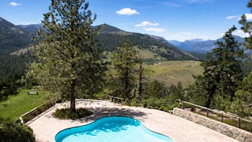 Seasonal outdoor pool, pool loungers