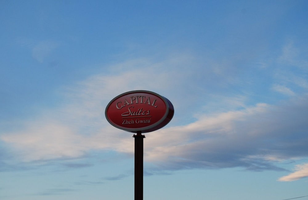 Capital Suites by null