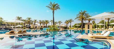 2 indoor pools, 2 outdoor pools, pool cabanas (surcharge)