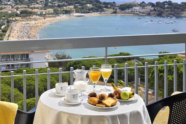 Daily continental breakfast for a fee