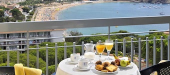 GHT 阿格罗马尔酒店