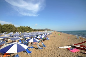 Private beach - Marina Club Hotel (Cellole)