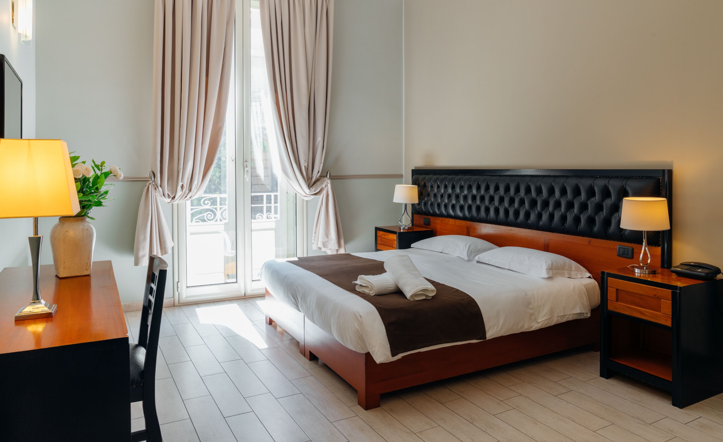 premium double room, 1 double bed, city view | minibar, in-room safe, individually furnished, desk