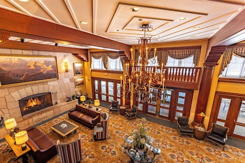 Grand Canyon Railway Hotel