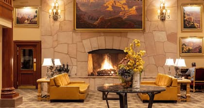 Grand Canyon Railway Hotel