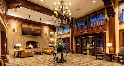 Grand Canyon Railway Hotel