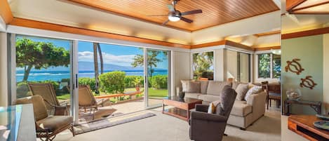 Condo (Puunoa Beach Estates 105) | Servicio de la propiedad