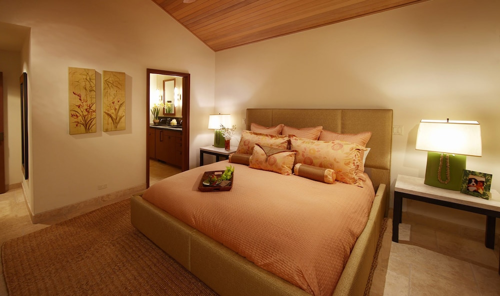 Puunoa Beach Estates - A CoralTree Residence Collection by null