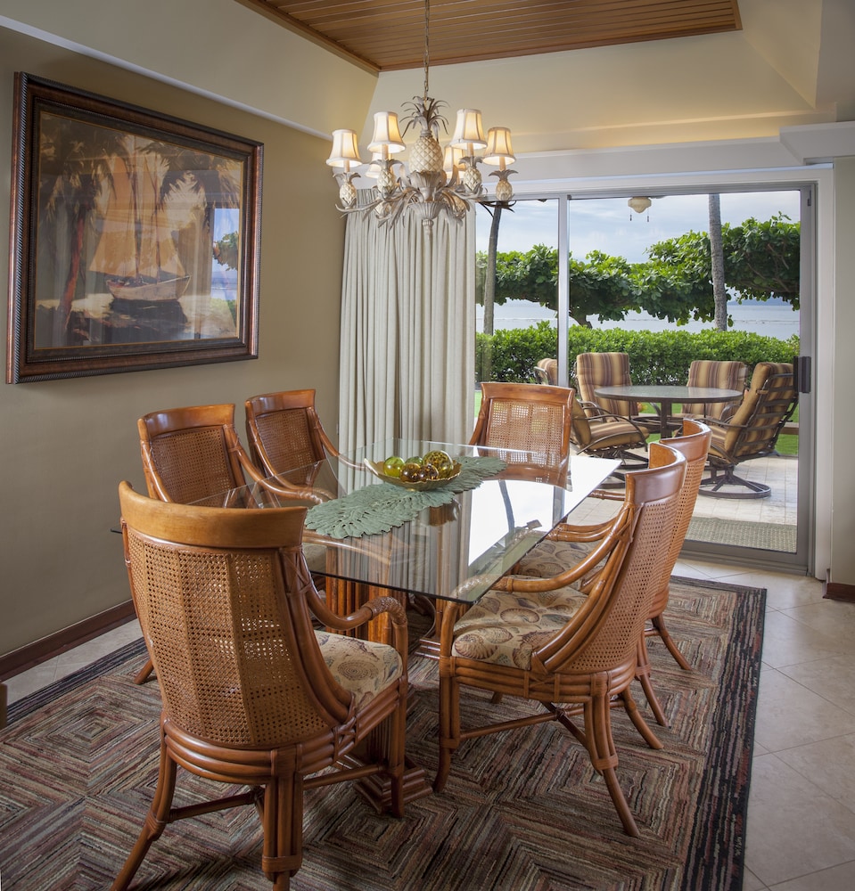 Puunoa Beach Estates - A CoralTree Residence Collection by null