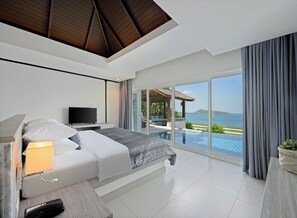 Villa | Uitzicht op strand/zee