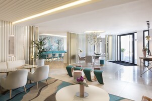 Sala de estar en el lobby