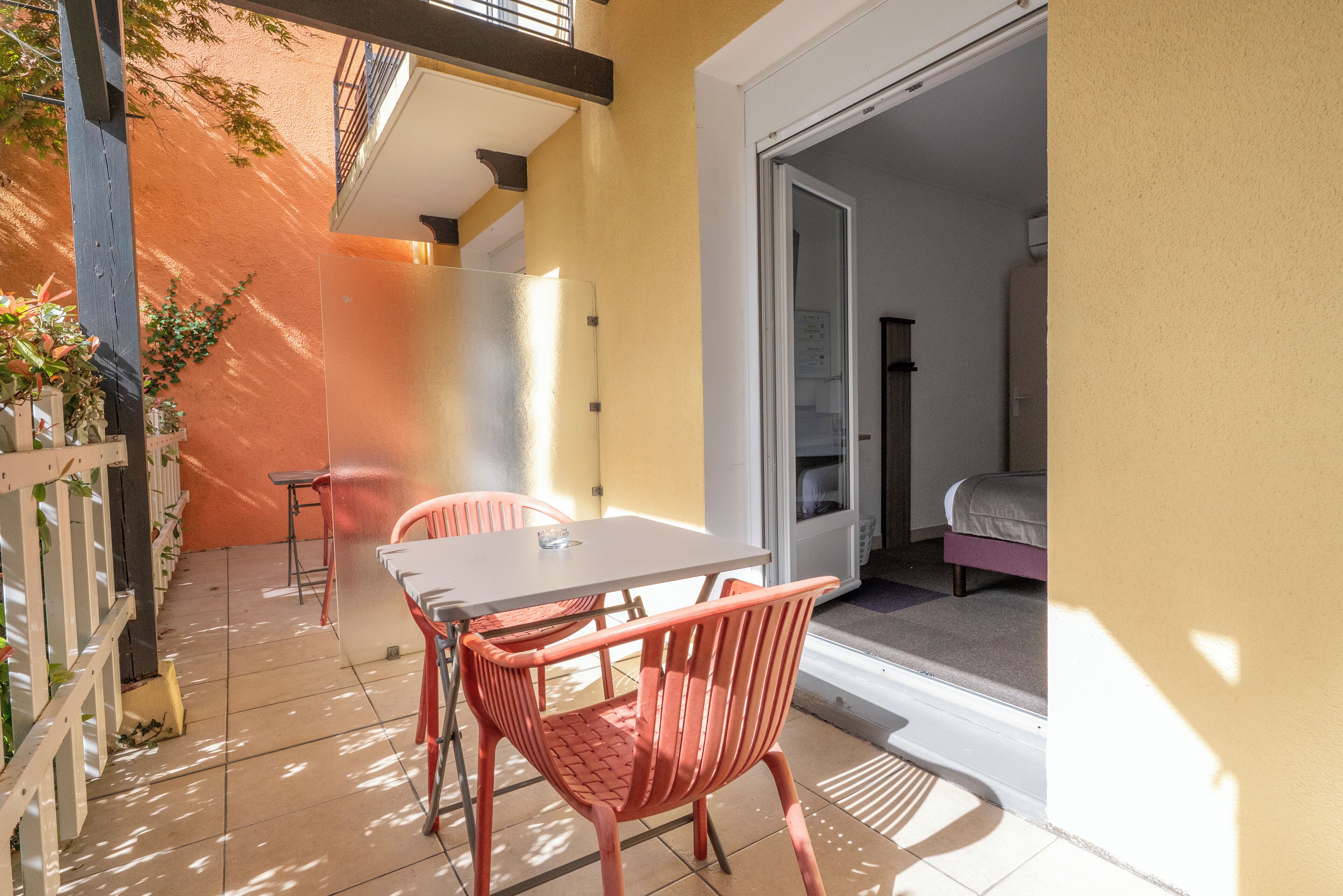 Chambre Double Supérieure | Bureau, espace de travail pour ordinateur portable