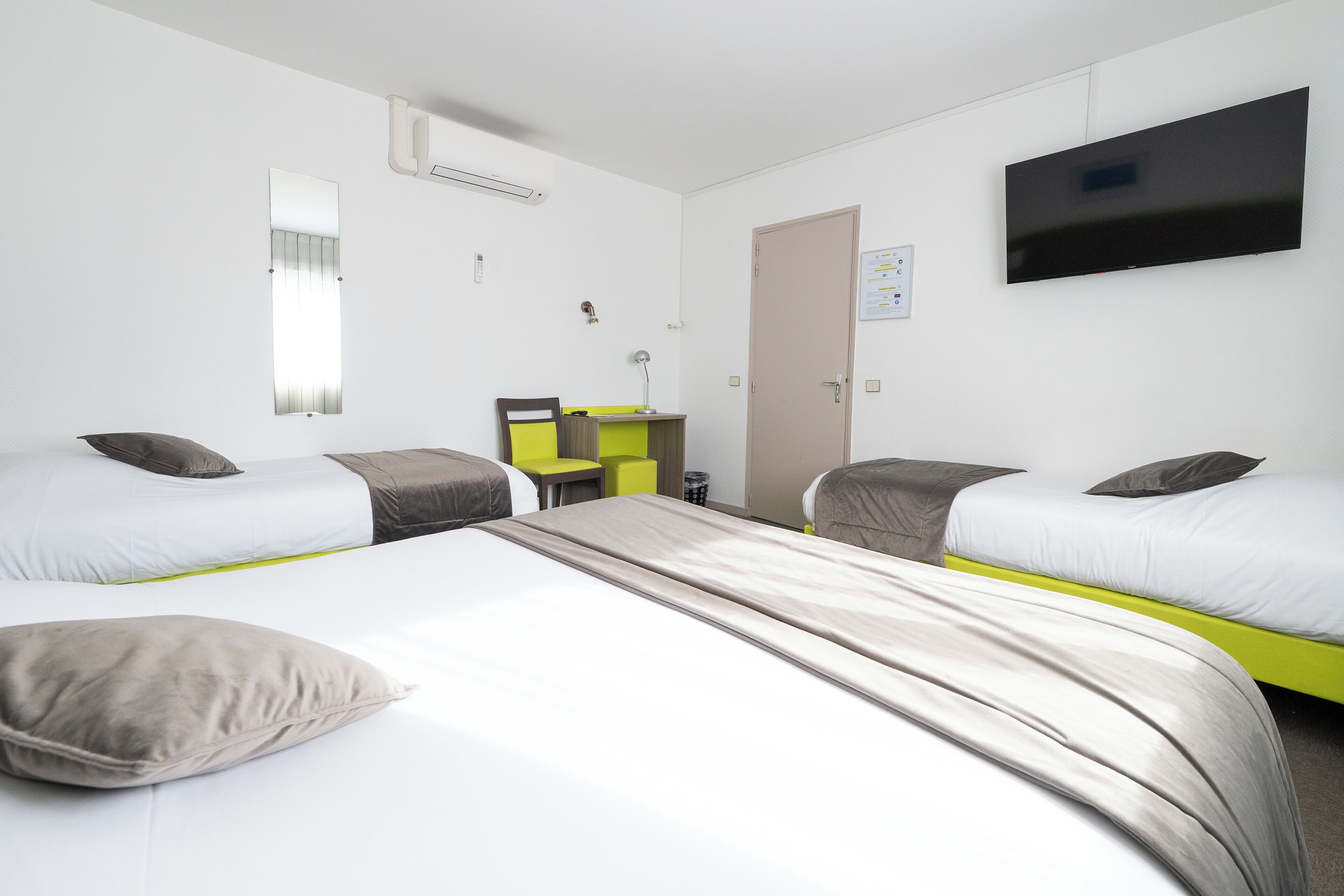 family quadruple room | 1 bedroom, desk, laptop workspace, soundproofing