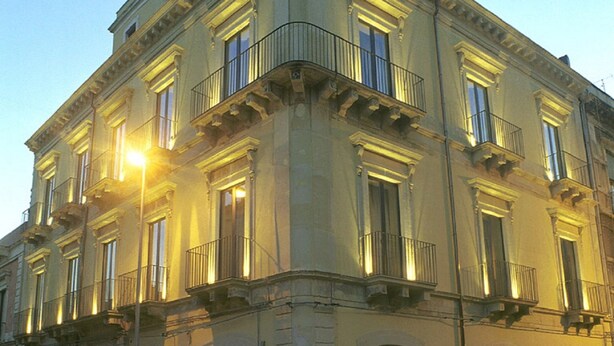 Balcony view - Hotel La Ville (Catania)