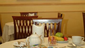 Daily buffet breakfast for a fee