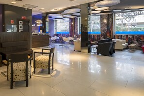 Bar (on property) - Petit Palace President Castellana (Madrid)