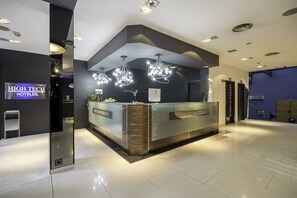 Reception - Petit Palace President Castellana (Madrid)